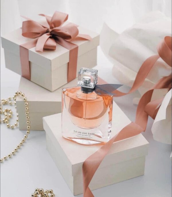 Nước Hoa Nữ Lancome La Vie Est Belle