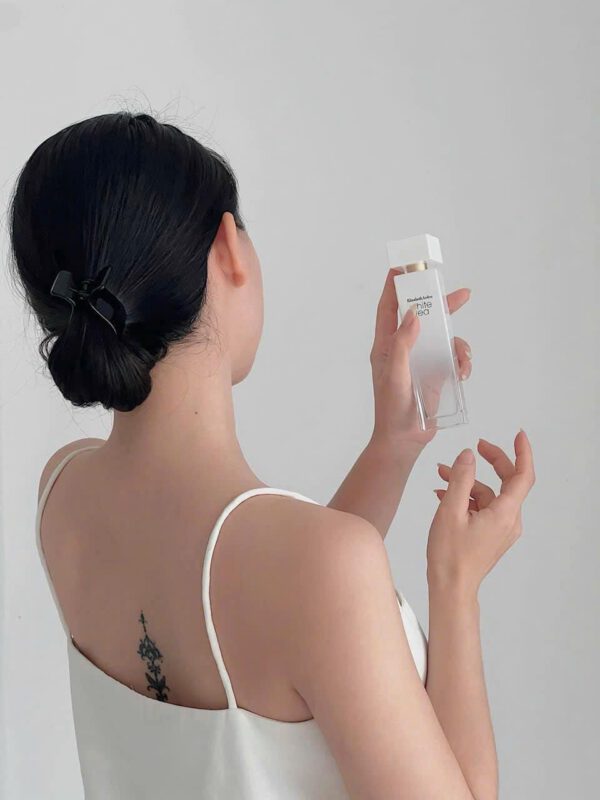 Elizabeth Arden White Tea