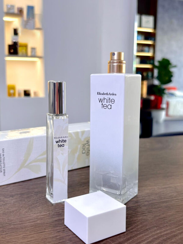 Elizabeth Arden White Tea